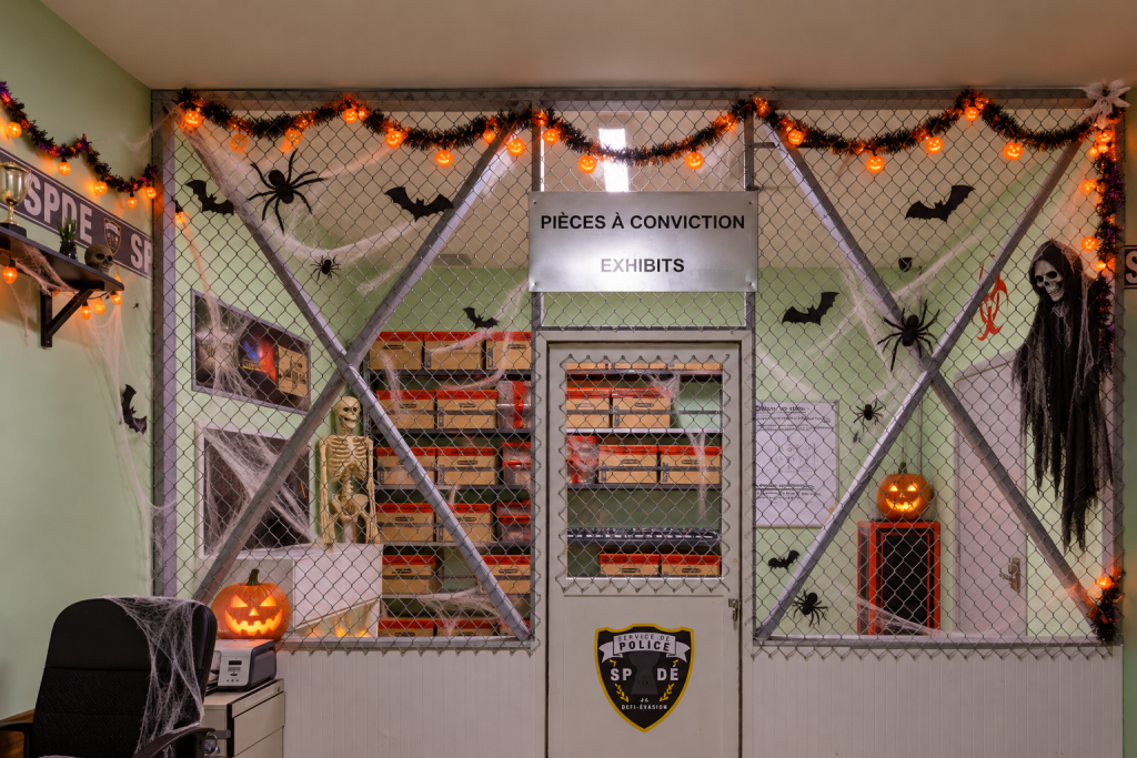 Du 28 octobre au 1er novembre, notre populaire expérience Sous Enquête : Criminels et Enquêteurs se transforme pour l'Halloween!
